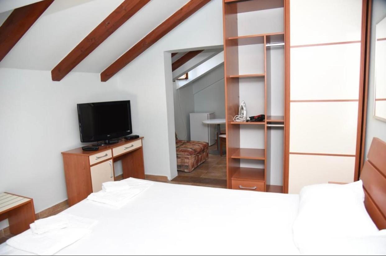 Apartments Barba โกตอร์ ภายนอก รูปภาพ